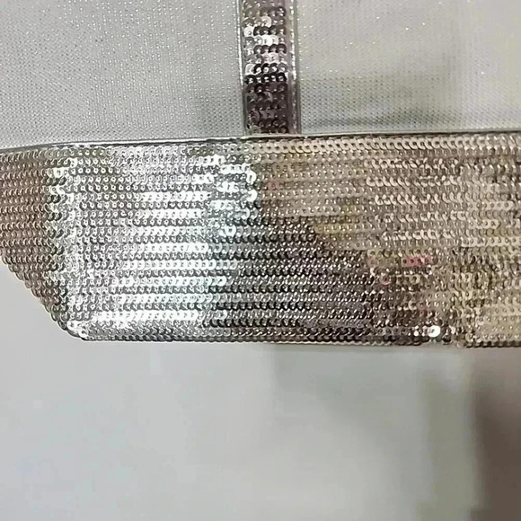 Victoria's Secret Tote bag Gold Sparkle. Nwt - Picture 4 of 6